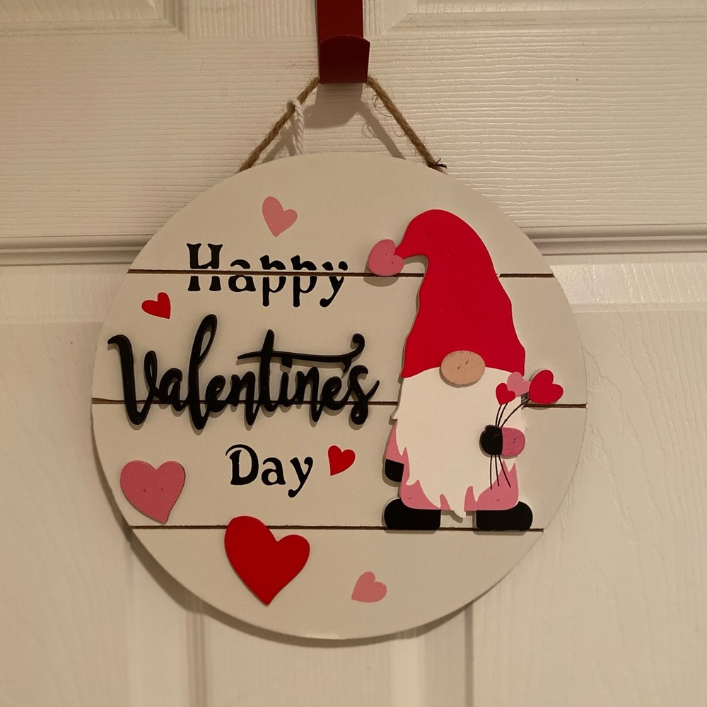 Valentines Day Gnome Wall Decor, Happy Valentines Day Gnome Wood Wall Sign